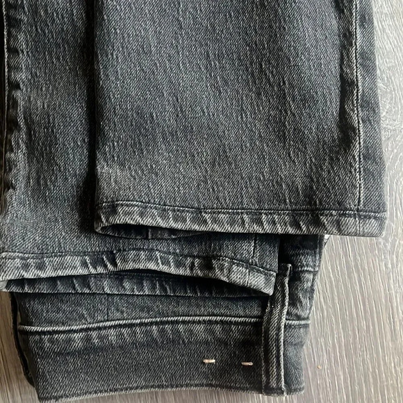 Madewell The Curvy Perfect Vintage Jean in Lunar Wash - Picture 11 of 12